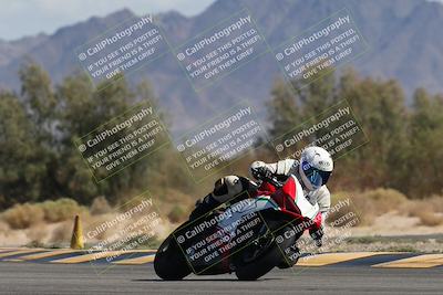 media/Oct-13-2025-Moto Forza (Mon) [[a66d839500]]/2-A Group/Session 4 Turn 7/